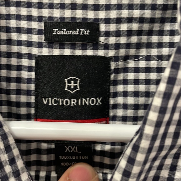 Victorinox Button Down shirt XXL - Picture 2 of 4